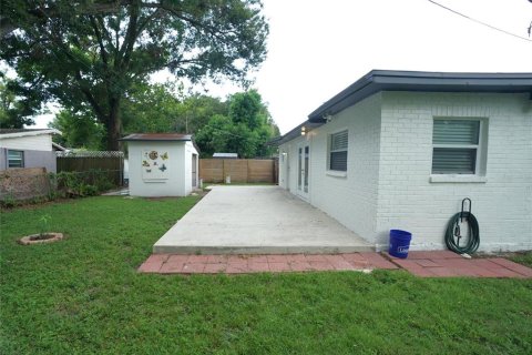 Villa ou maison à louer à Tampa, Floride: 4 chambres, 142.23 m2 № 1919738 - photo 12