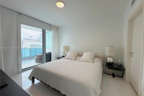 Condo in Miami, Florida, 2 bedrooms № 2083105 - photo 7