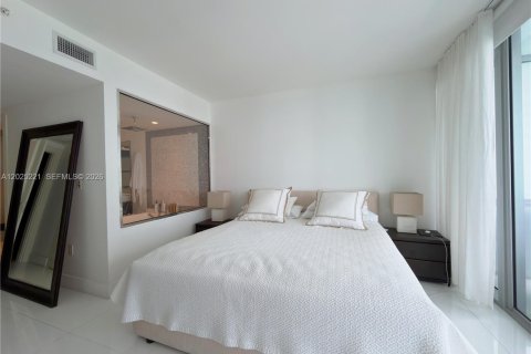 Condo in Miami, Florida, 2 bedrooms № 2083105 - photo 9