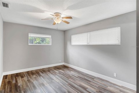 Apartamento en alquiler en Winter Park, Florida, 3 dormitorios, 153.29 m2 № 1807273 - foto 9