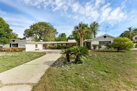 Apartamento en alquiler en Winter Park, Florida, 3 dormitorios, 153.29 m2 № 1807273 - foto 1