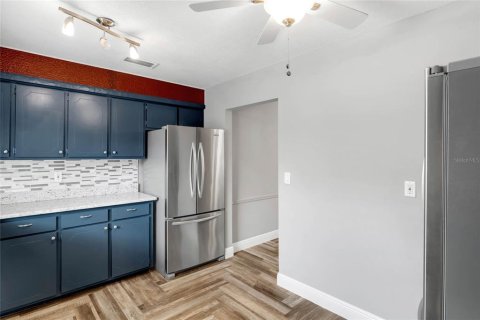 Apartamento en alquiler en Winter Park, Florida, 3 dormitorios, 153.29 m2 № 1807273 - foto 10