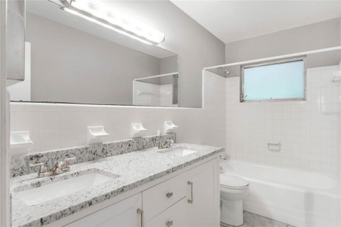 Apartamento en alquiler en Winter Park, Florida, 3 dormitorios, 153.29 m2 № 1807273 - foto 6