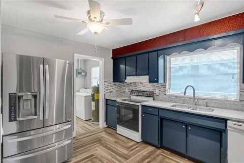 Apartamento en alquiler en Winter Park, Florida, 3 dormitorios, 153.29 m2 № 1807273 - foto 11