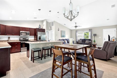 House in North Port, Florida 3 bedrooms, 132.57 sq.m. № 2391318 - photo 10