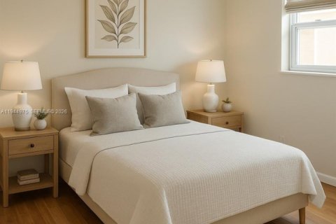 Condo in Hollywood, Florida, 1 bedroom  № 2003016 - photo 6