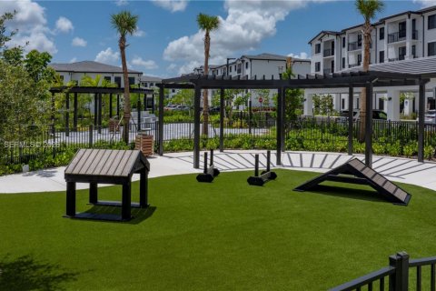 Apartment in Miami, Florida 2 bedrooms, 103.03 sq.m. № 2171374 - photo 20