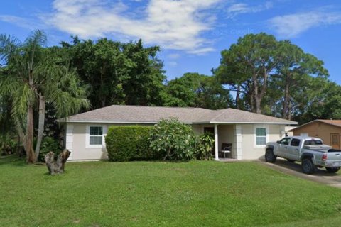 House in Sebastian, Florida 3 bedrooms, 123 sq.m. № 2188111