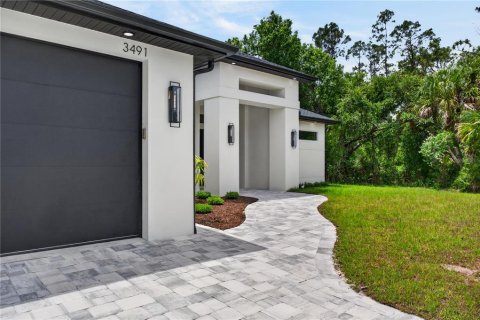 Villa ou maison à vendre à North Port, Floride: 4 chambres, 196.86 m2 № 2101791 - photo 4