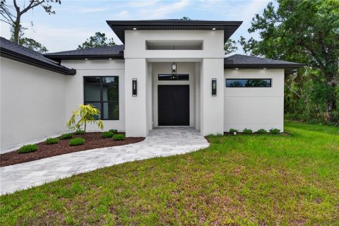 Villa ou maison à vendre à North Port, Floride: 4 chambres, 196.86 m2 № 2101791 - photo 6