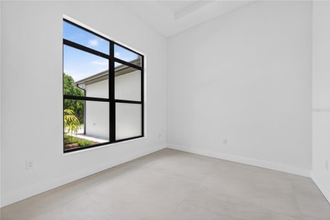 Villa ou maison à vendre à North Port, Floride: 4 chambres, 196.86 m2 № 2101791 - photo 12