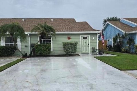 Casa en venta en West Palm Beach, Florida, 2 dormitorios, 102.19 m2 № 2432575 - foto 3