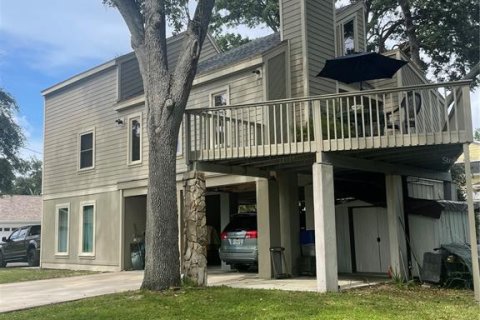 House in Seminole, Florida 4 bedrooms, 165.09 sq.m. № 1900948 - photo 1