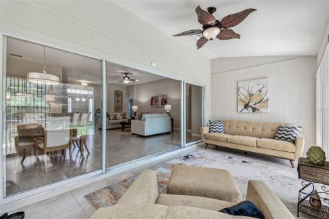 Casa en venta en Trinity, Florida, 2 dormitorios, 174.01 m2 № 1917721 - foto 9