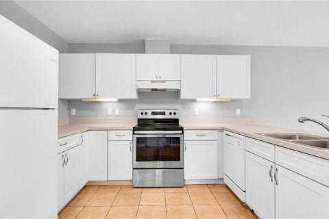 House in Pompano Beach, Florida 2 bedrooms, 87.14 sq.m. № 2361612 - photo 13