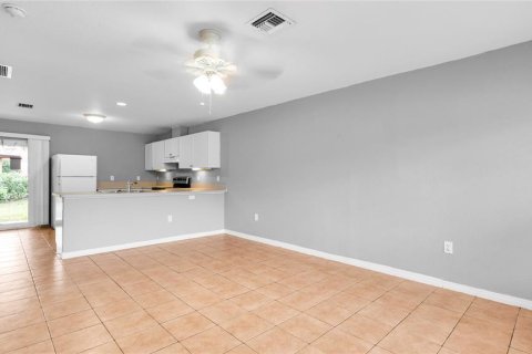 House in Pompano Beach, Florida 2 bedrooms, 87.14 sq.m. № 2361612 - photo 7