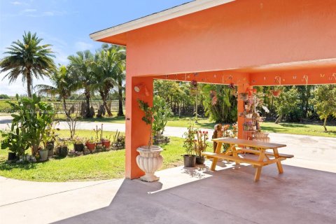 Villa ou maison à vendre à Homestead, Floride: 5 chambres, 387.03 m2 № 1726891 - photo 7