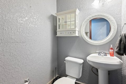 Villa ou maison à vendre à Homestead, Floride: 5 chambres, 387.03 m2 № 1726891 - photo 14