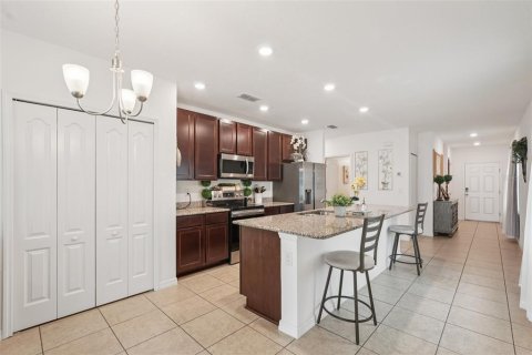 House in Palmetto, Florida 3 bedrooms, 139.17 sq.m. № 1899676 - photo 8