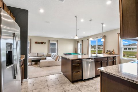 Casa en venta en Kissimmee, Florida, 4 dormitorios, 259.2 m2 № 2144969 - foto 13