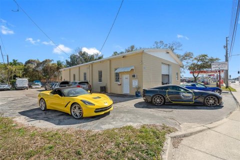 Propiedad comercial en venta en Pinellas Park, Florida, 313.82 m2 № 1025727 - foto 3