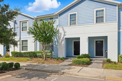 Adosado en Kissimmee, Florida 5 dormitorios, 210.24 m2 № 2109531