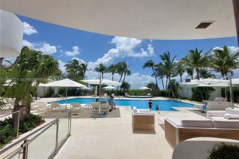 Condo in Miami Beach, Florida, 1 bedroom  № 2246868 - photo 28