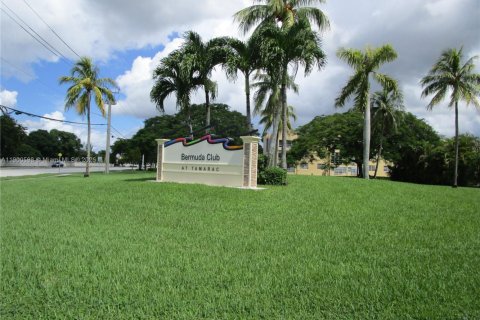 Condo in Tamarac, Florida, 2 bedrooms  № 2015043