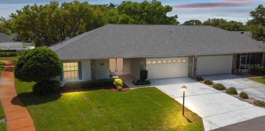 Condominio en Port Richey, Florida, 3 dormitorios  № 1832597