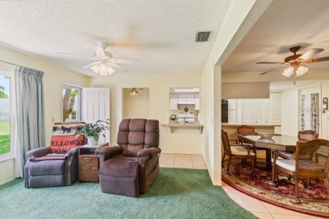 Condominio en venta en Port Richey, Florida, 3 dormitorios, 152.92 m2 № 1832597 - foto 8