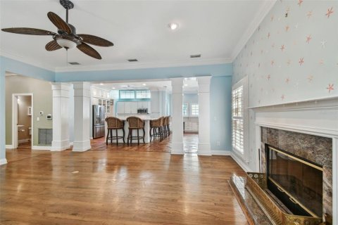 House in Tampa, Florida 6 bedrooms, 408.03 sq.m. № 1732929 - photo 24