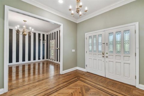 House in Tampa, Florida 6 bedrooms, 408.03 sq.m. № 1732929 - photo 12