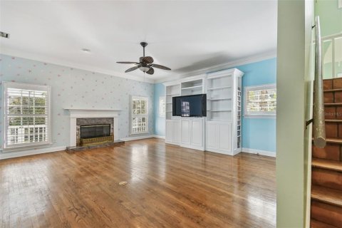 House in Tampa, Florida 6 bedrooms, 408.03 sq.m. № 1732929 - photo 20