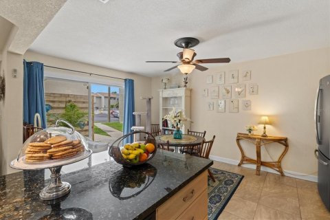 Condo in Sarasota, Florida, 3 bedrooms  № 1839881 - photo 17