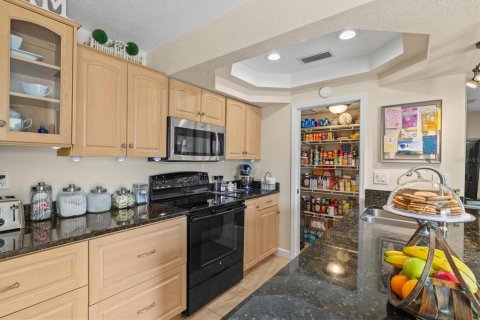 Condo in Sarasota, Florida, 3 bedrooms  № 1839881 - photo 15