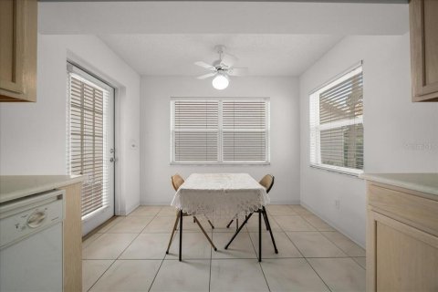 Casa en venta en Ocala, Florida, 3 dormitorios, 208.66 m2 № 1903190 - foto 16
