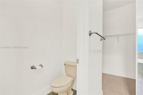 Купить виллу или дом в Хомстед, Флорида 3 спальни, 176.79м2, № 2023978 - фото 25