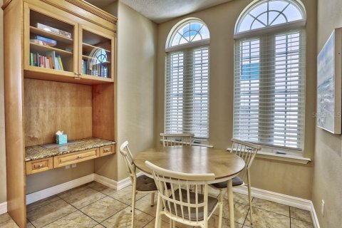 Villa ou maison à vendre à Redington Shores, Floride: 4 chambres, 321.07 m2 № 2389344 - photo 15