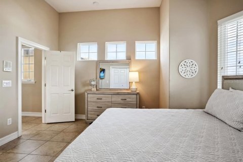 Villa ou maison à vendre à Redington Shores, Floride: 4 chambres, 321.07 m2 № 2389344 - photo 25