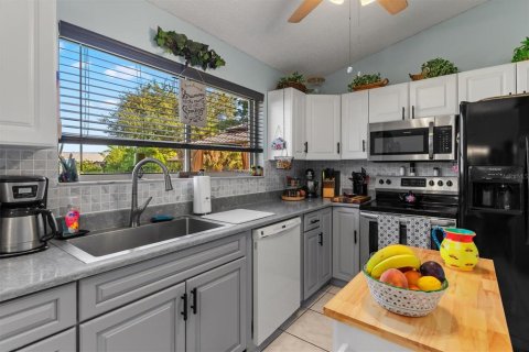 Villa ou maison à vendre à Port Charlotte, Floride: 3 chambres, 103.68 m2 № 1375331 - photo 20