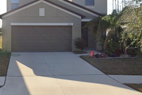 Townhouse in Ruskin, Florida 5 bedrooms, 224.36 sq.m. № 1659956 - photo 1