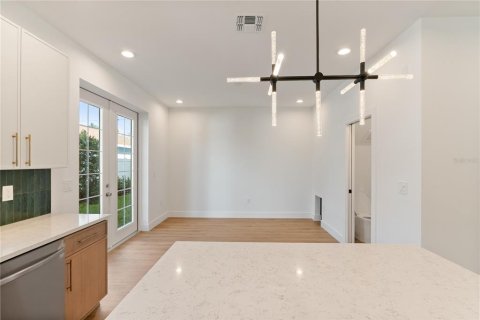 Touwnhouse à vendre à Tampa, Floride: 3 chambres, 159.7 m2 № 2349401 - photo 20