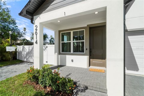 Touwnhouse à vendre à Tampa, Floride: 3 chambres, 159.7 m2 № 2349401 - photo 9