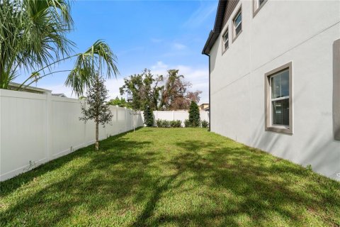 Touwnhouse à vendre à Tampa, Floride: 3 chambres, 159.7 m2 № 2349401 - photo 3