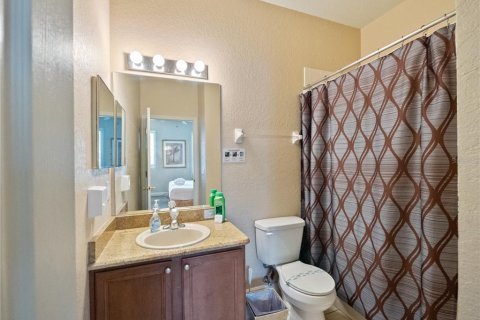 Townhouse in Davenport, Florida 4 bedrooms, 172.43 sq.m. № 1064097 - photo 11