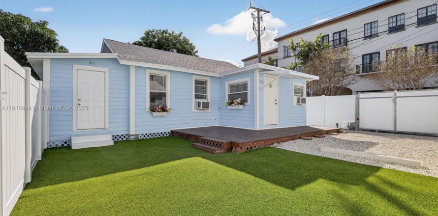 Casa en Lake Worth, Florida 2 dormitorios, 63.17 m2 № 1972138