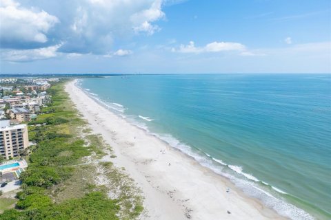 Condo in Cape Canaveral, Florida, 2 bedrooms  № 1911536 - photo 14
