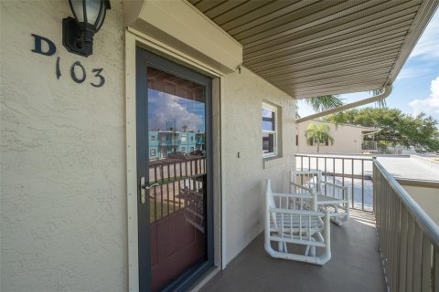 Condo in Cape Canaveral, Florida, 2 bedrooms  № 1911536 - photo 2