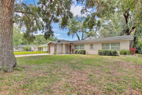 House in Winter Park, Florida 3 bedrooms, 134.71 sq.m. № 2221016 - photo 2