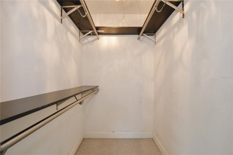 House in Winter Park, Florida 3 bedrooms, 134.71 sq.m. № 2221016 - photo 11